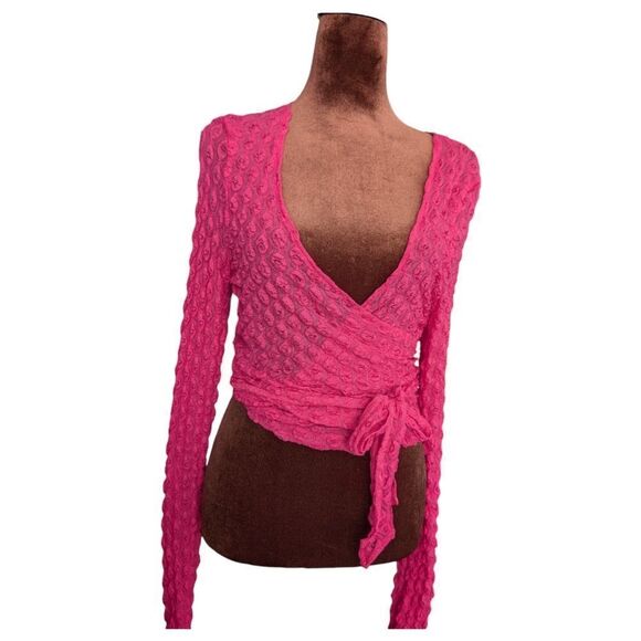 Urban Outfitters Two pcs popcorn knit wrap tops black and pink size L NWT - Picture 10 of 11